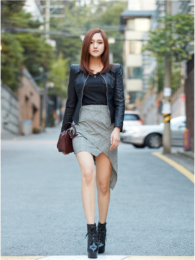 Desain Jaket Kulit Wanita