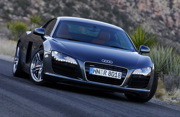 kursi kulit mobil nisan