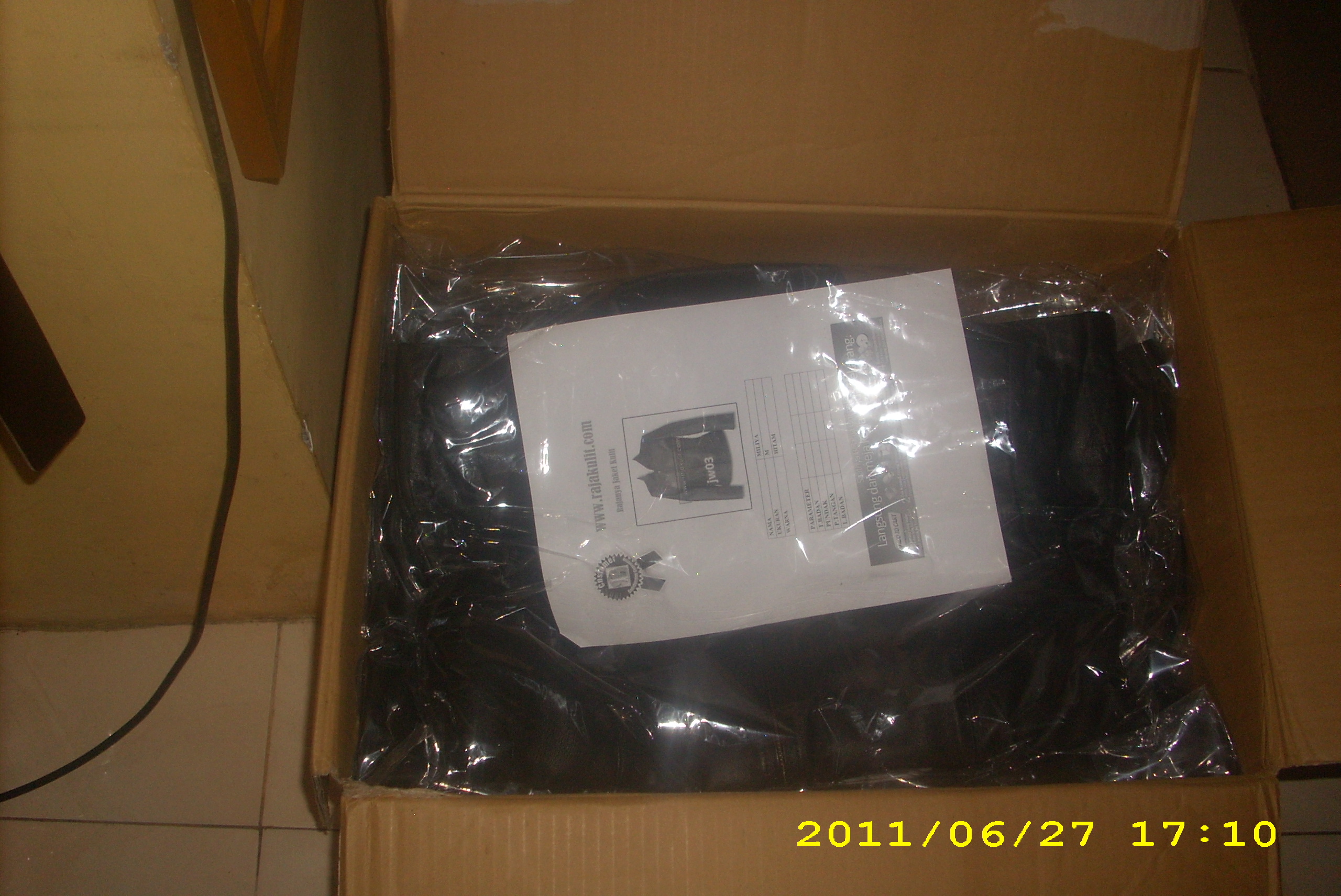 Dokumentasi pengiriman jaket kulit 2