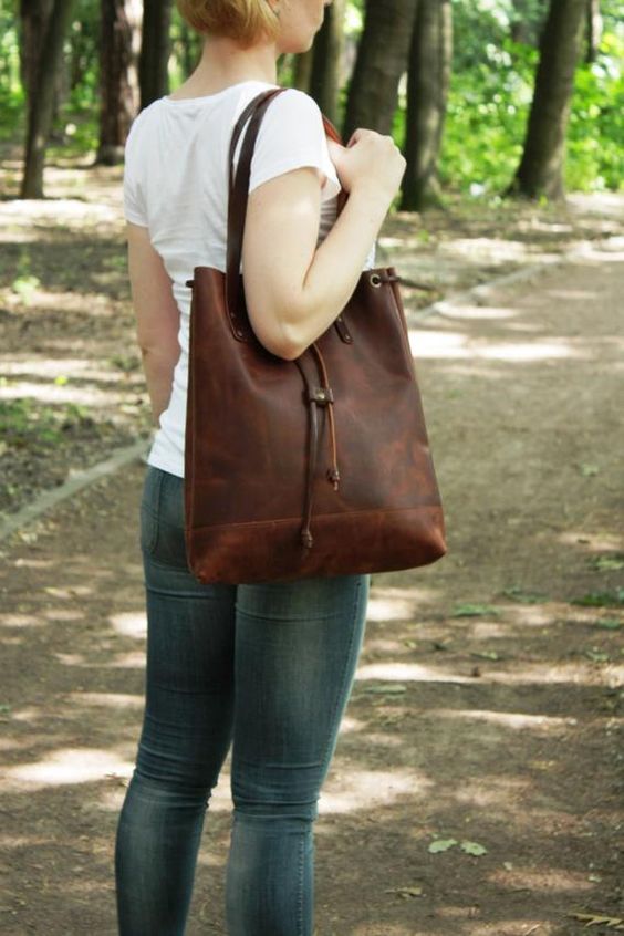 grosir tote bag keren bahan kulit asli